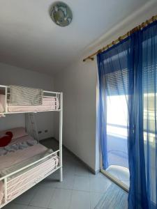Cozy Anna Apartment ,Near the Sea, Central Location ,Rruga Pavaresia