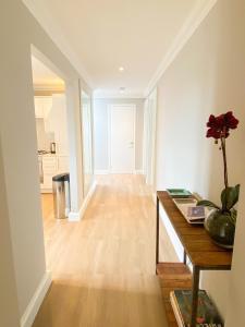 Exquisite Top Floor Flat Heart of Chelsea