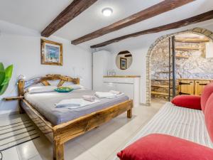 Holiday Home Lovreno by Interhome