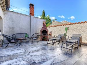 Holiday Home Pinezici-1 by Interhome