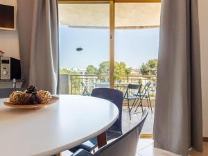 Apartment Catalunya 92-10 by Interhome
