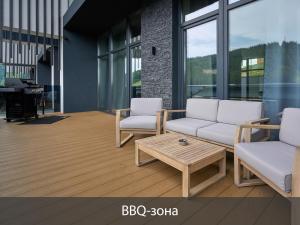 Black & White Villas