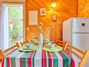 Maisons de vacances Holiday Home Marina de Talaris by Interhome : photos des chambres