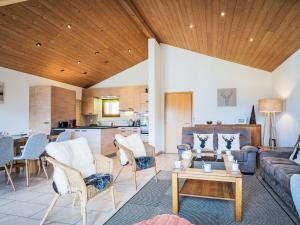 Chalet Le Souvenir by Interhome