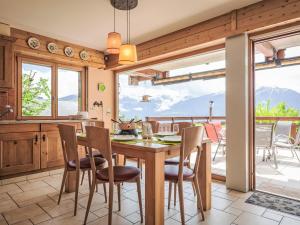 Apartment Carving R02 by Interhome