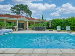 Maisons de vacances Holiday Home Eden Parc by Interhome : photos des chambres