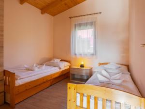 Holiday Home Hullám by Interhome