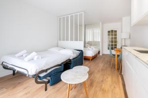 Stylish 1BD Flat with Patio rue des Petites Ecuries