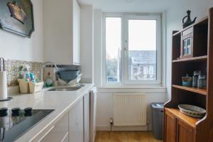Bright Spacious 2 Bedroom Apartment in Stockbridge