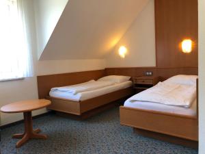 Twin Room room in Hotel Hubertus Hamacher