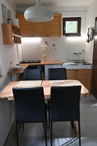 DIVCIBARE KUCA centar