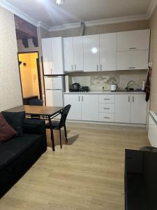 2-Bedroom Flat with Panoramic Views of Mtatsminda