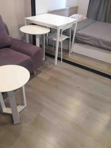 Great facilities n River view n Local