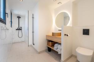 Villas MENTHON- Villa W Architecte 2 pas du lac by LLA SELECTIONS : photos des chambres