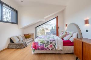 Villas MENTHON- Villa W Architecte 2 pas du lac by LLA SELECTIONS : photos des chambres