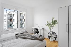 EXQUIS Design 2BR Apartment HANSEN I Balcony I Mercedes & US Army I Parking I Stuttgart