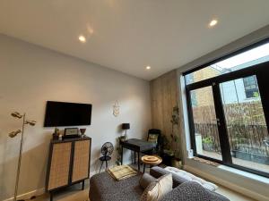 Stylish Studio in Hackney with Private Terrace