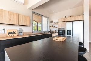 Maisons de vacances La Villa Pianottoli - Magnifique Vue Panoramique : photos des chambres