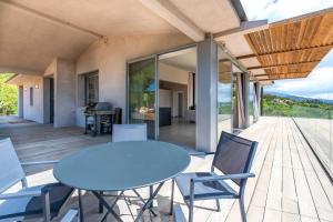 Maisons de vacances La Villa Pianottoli - Magnifique Vue Panoramique : photos des chambres