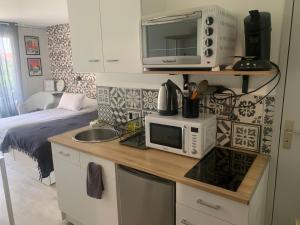 Studio touristes curistes , jardin terrasse