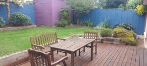 Bright Open Airy Living in Dublin 14