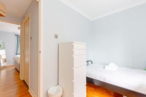 Cosy 2BD Home-Away-from-Home Hackney