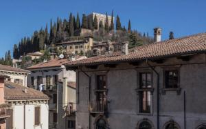 Al Teatro Home Apartment