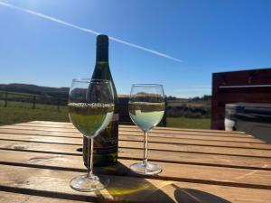 Rose Glamping Pod with Hot Tub