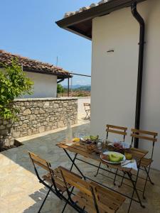 Villa Merkaj, Berat Castle