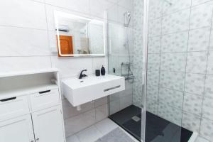 Casa Solway Algarve Escape with Garden & Terrace