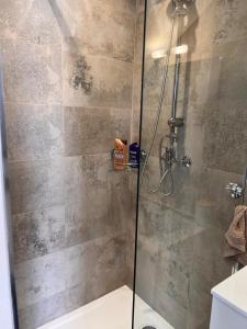 Appartements Studio 2 Personnes Saint Laurent du Var Montaleigne : photos des chambres