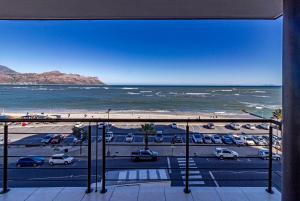 Beach Apartment 302, Strand Beach