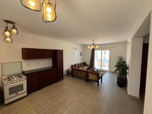 Amazing 3 Bedrooms Penthouse MountainView Northcoast - Ras Elhekma