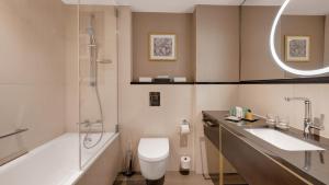 King Guest Room room in Hilton Munich City