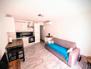 Appartements Le Gite d'Entressen studio Piscine Jeux & Petanque Istres Miramas : photos des chambres