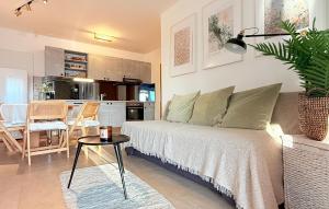 Stunning Home In Trilj