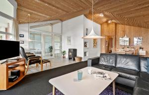 Amazing Home In Blåvand With Sauna