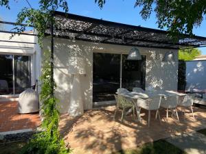 Villas Superbe villa de plain pied avec piscine et jardin : photos des chambres