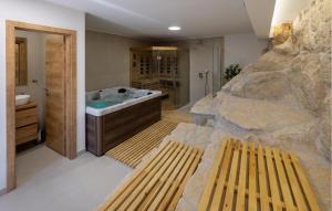 Nice Home In Slivno Ravno With Sauna