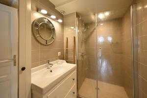 Appartements Vauban 125 Courtyard and parking : photos des chambres