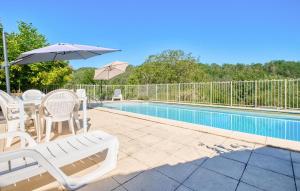 Maisons de vacances Stunning Home In Plazac With Wifi : photos des chambres