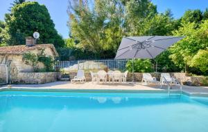 Maisons de vacances Stunning Home In Plazac With Wifi : photos des chambres