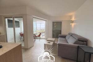 LE PORT VAUBAN for 4 by SUNSET RIVIERA HOLIDAYS