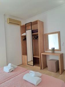 Two-Bedroom Apartment room in Lord Complex