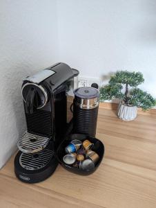 Helle 2 Zimmer mit Home Office