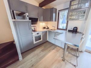 Charmante villa climatisée avec piscine, parking privé et proche plage, idéale pour vacances au calme - FR-1-607-158