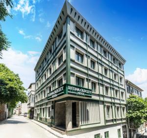 Sistina Old City Hotel