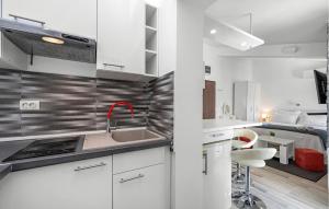 1 Bedroom Awesome Apartment In Vodice 