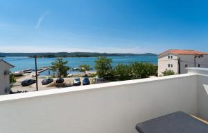 Stunning Apartment In Turanj With Wifi - 3hvězdičkové hotely ve městě Turanj