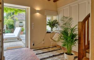 Maisons de vacances Stunning Home In Fontaine-Henry : photos des chambres